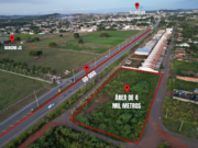 ÁREA DE 4 MIL METROS