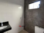 Casa nova com suíte e área gourmet !