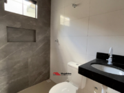 Casa nova com suíte e área gourmet !