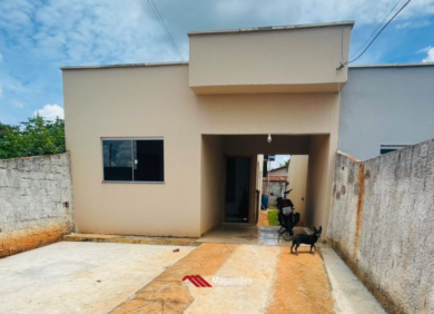 CASA À VENDA NO OTAVINO BORGES NAVES