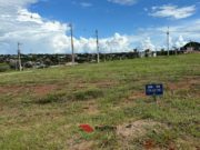 LOTE à VENDA NO JARDINS VERSALHES✨