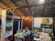 CASA À VENDA COM PONTO COMERCIAL