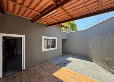 2 CASAS DISPONÍVEIS EM TRINDADE