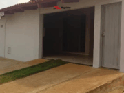 CASA NO GIRASSÓIS